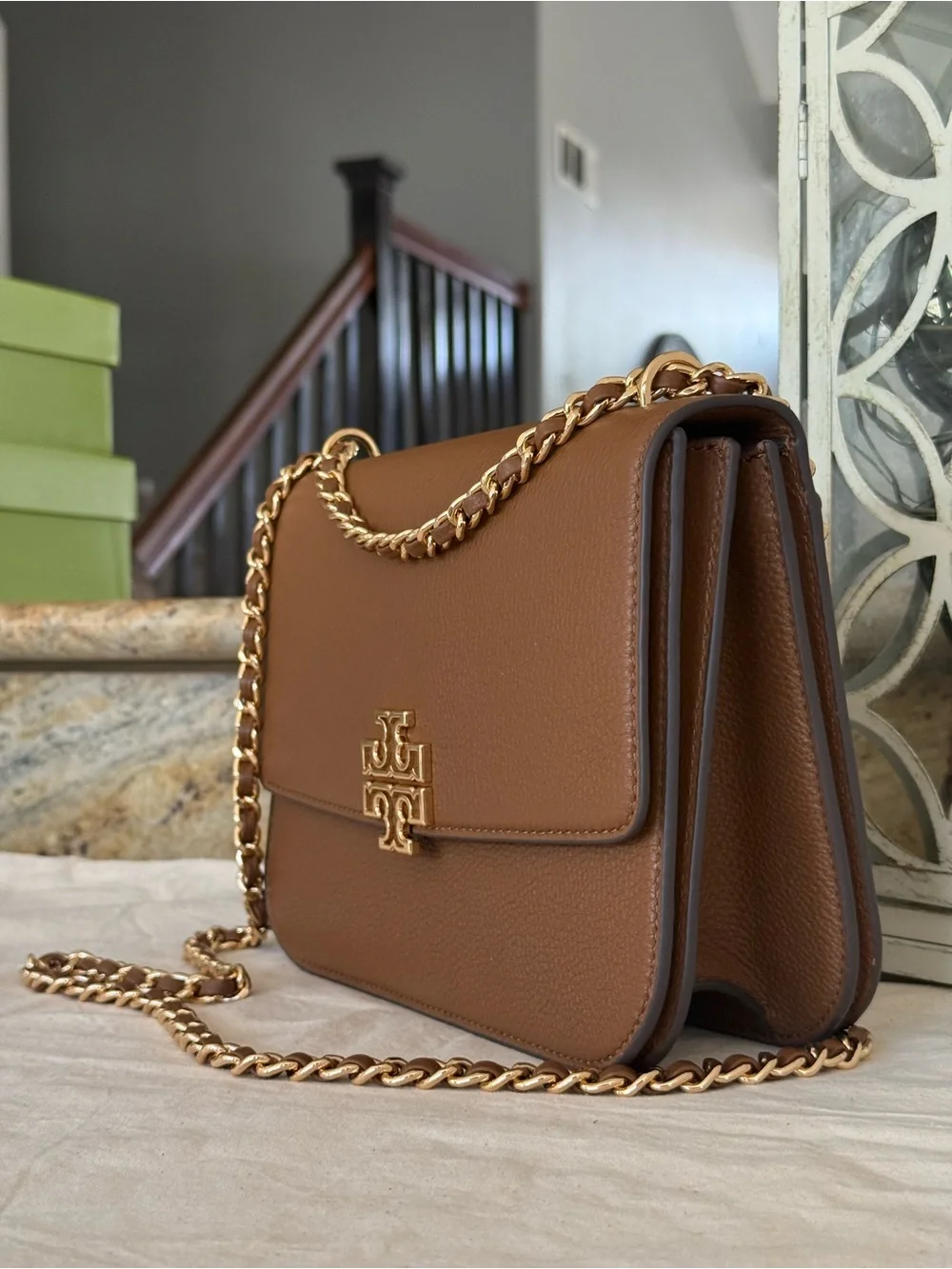 625!+ New Tory Burch Britten Small Shoulder Bag  In Moose - Picture 4 of 10